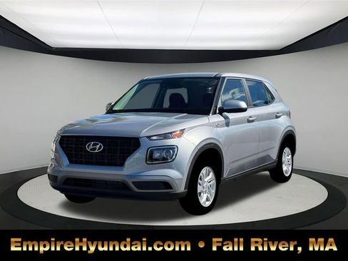 New 2026 Hyundai Venue SE image 1