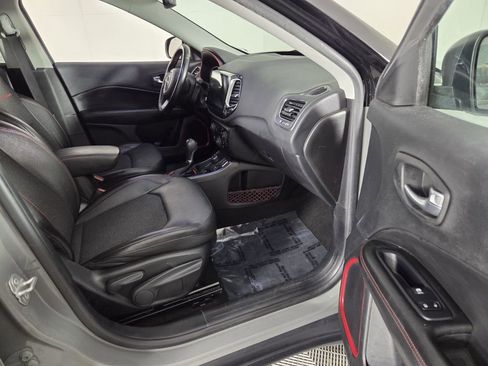 Certified 2021 Jeep Compass Trailhawk w/ Convenience Group image 30