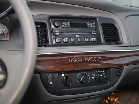 Used 2004 Mercury Grand Marquis GS image 34