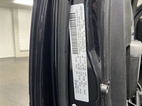 Used 2017 RAM 1500 Tradesman w/ Power & Remote Entry Group image 28