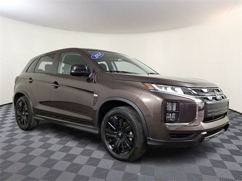 Used 2024 Mitsubishi Outlander Sport LE image 1