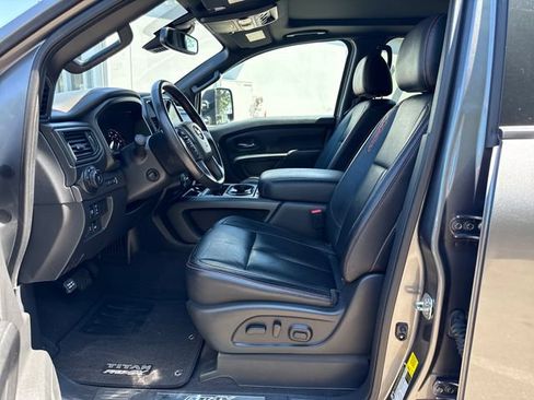Used 2021 Nissan Titan PRO-4X w/ Pro-4x Convenience Package AWD/4WD image 15