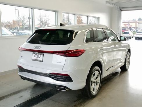 New 2025 Audi Q5 Premium image 6