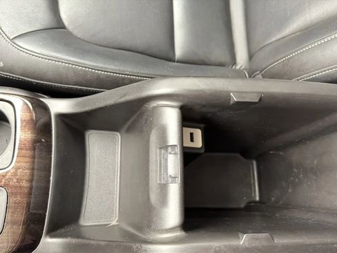 Used 2016 GMC Canyon SLT AWD/4WD image 30