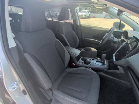 Used 2025 Subaru Crosstrek 2.5i Premium AWD/4WD image 30