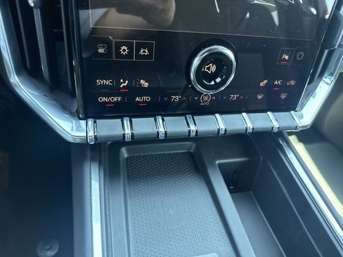 New 2026 GMC Acadia Elevation AWD/4WD image 17