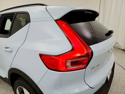 New 2026 Volvo XC40 B5 Plus w/ Climate Package AWD/4WD image 32