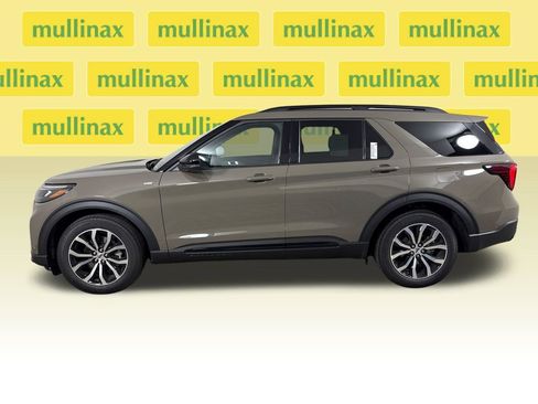 New 2026 Ford Explorer ST-Line RWD image 12