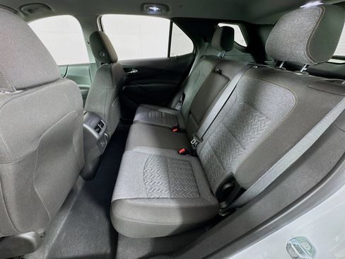 Used 2023 Chevrolet Equinox LT AWD/4WD image 17