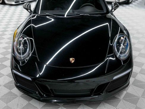 Used 2018 Porsche 911 Carrera T RWD image 13