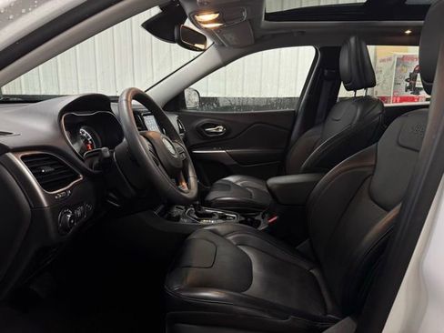 Certified 2022 Jeep Cherokee Limited image 19