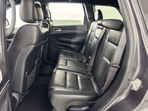 Used 2021 Jeep Grand Cherokee Limited w/ Luxury Group II RWD image 22