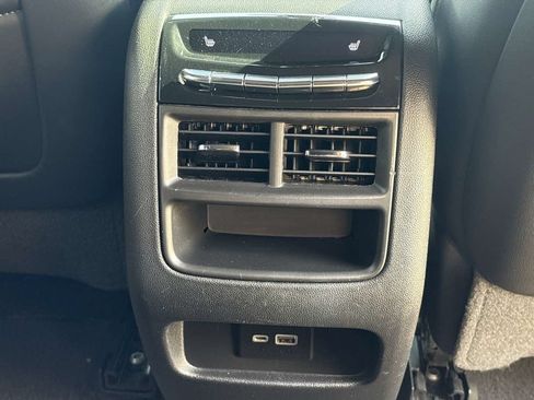 Used 2020 Cadillac XT5 Premium Luxury AWD/4WD image 17