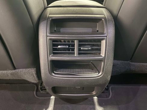 Used 2021 Cadillac XT5 Premium Luxury AWD/4WD image 13