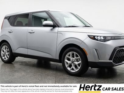 Used 2025 Kia Soul LX w/ LX Technology Package
