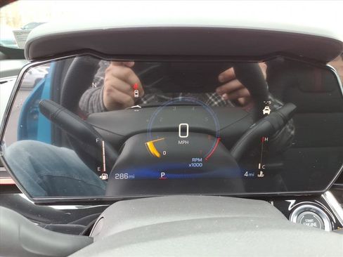 New 2026 Chevrolet Trax RS w/ Driver Confidence Package image 9