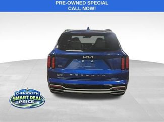 Used 2022 Kia Sorento SX video 3