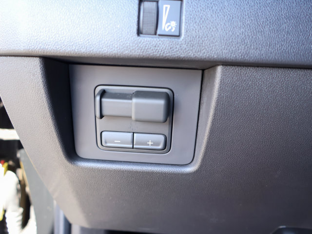 Used 2026 GMC Canyon Elevation RWD image 19