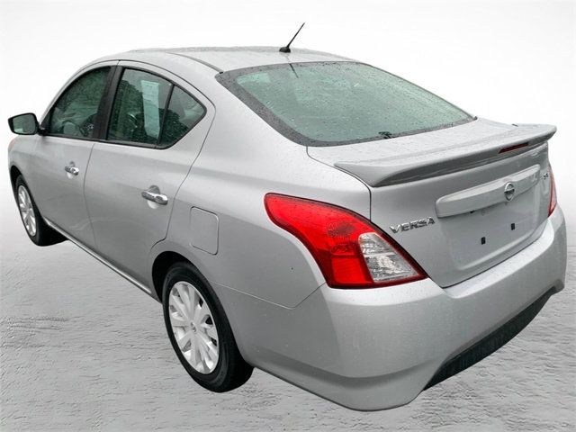 Used 2019 Nissan Versa SV FWD image 4
