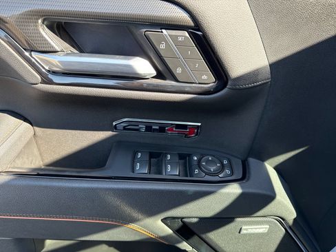 Used 2025 GMC Sierra 1500 AT4 AWD/4WD image 11