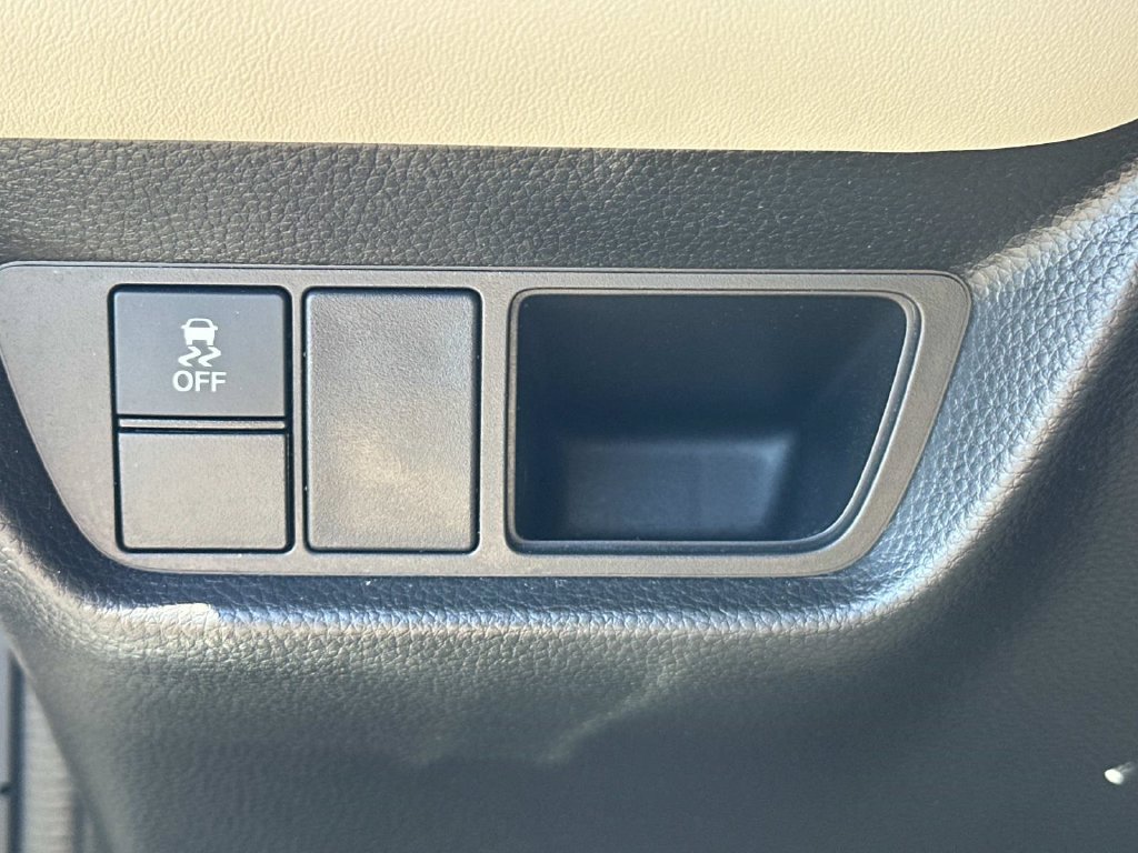 Used 2023 Honda HR-V LX image 28