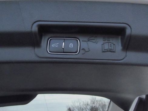 New 2026 Ford Explorer Active w/ Active Comfort Package image 18