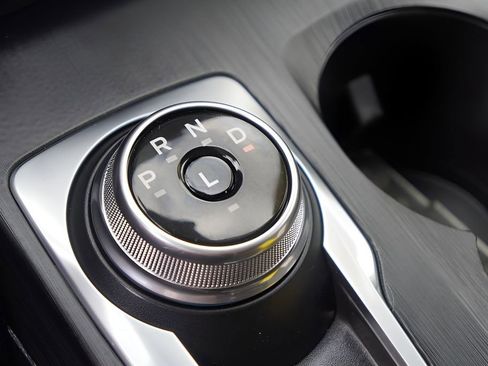 Used 2022 Ford Escape SEL w/ Technology Package image 29