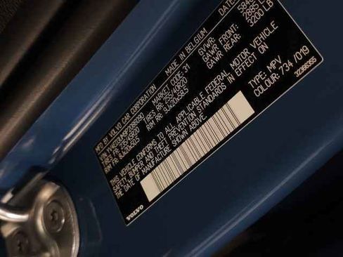 Certified 2023 Volvo XC40 Recharge Ultimate w/ Protection Package Premier image 38