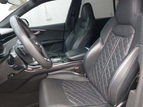 Used 2023 Audi SQ8 Prestige AWD/4WD image 5
