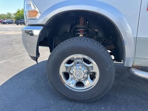 Used 2011 RAM 2500 SLT AWD/4WD image 16