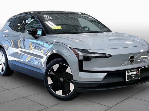 New 2026 Volvo EX30 Plus w/ Protection Package Premier AWD/4WD image 17
