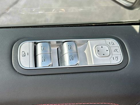 Used 2025 Mercedes-Benz G 63 AMG 4MATIC image 18