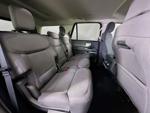 New 2026 Ford Expedition Active RWD image 31