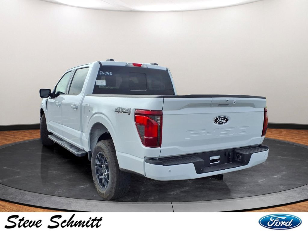 New 2026 Ford F150 XLT w/ Equipment Group 302A MID AWD/4WD image 3