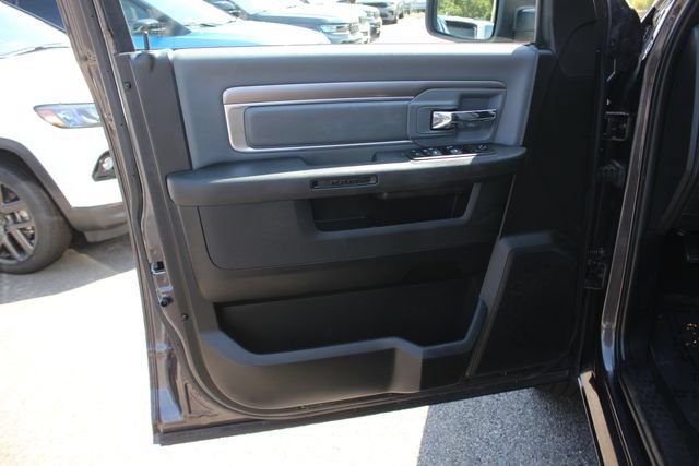 Used 2024 RAM 1500 Classic SLT RWD image 17