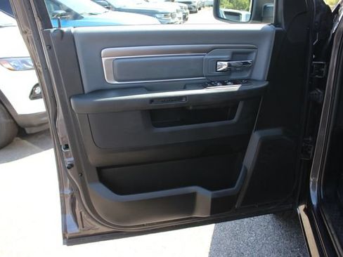 Used 2024 RAM 1500 Classic SLT RWD image 17