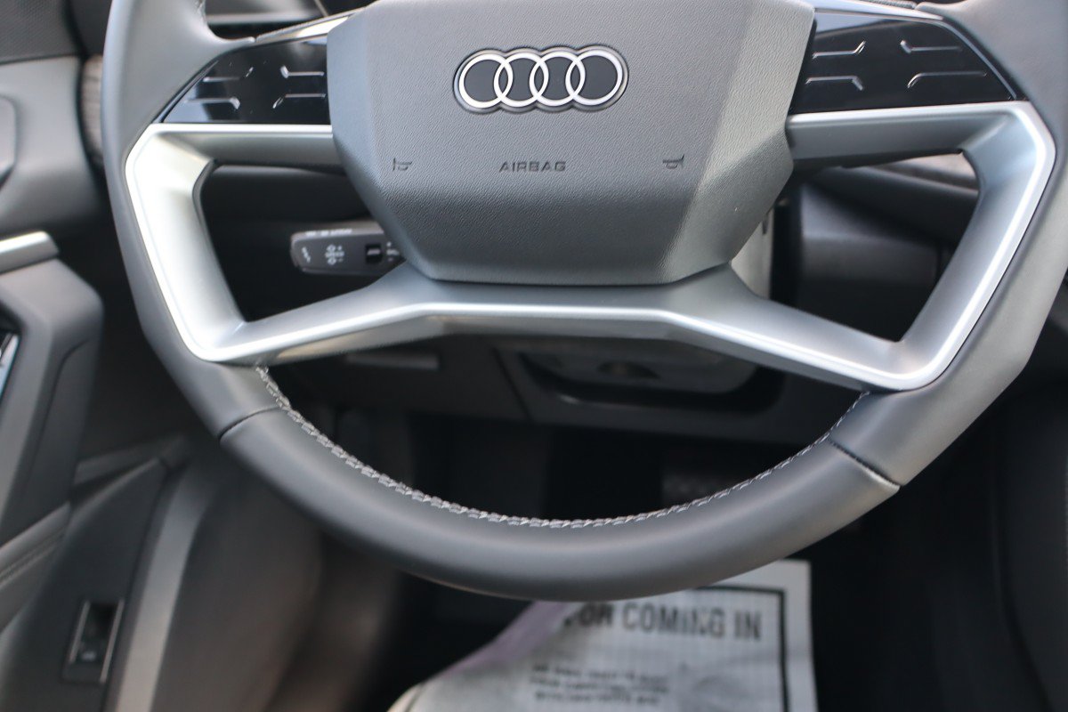 Used 2025 Audi Q5 Prestige AWD/4WD image 18