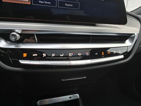 New 2026 Cadillac Lyriq Premium Sport image 28