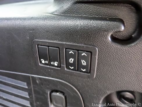 Used 2019 GMC Yukon XL Denali w/ Denali Ultimate Package image 31