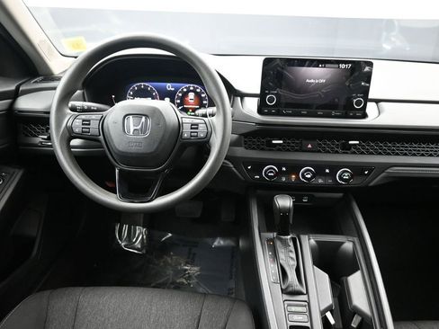 Certified 2023 Honda Accord EX image 20