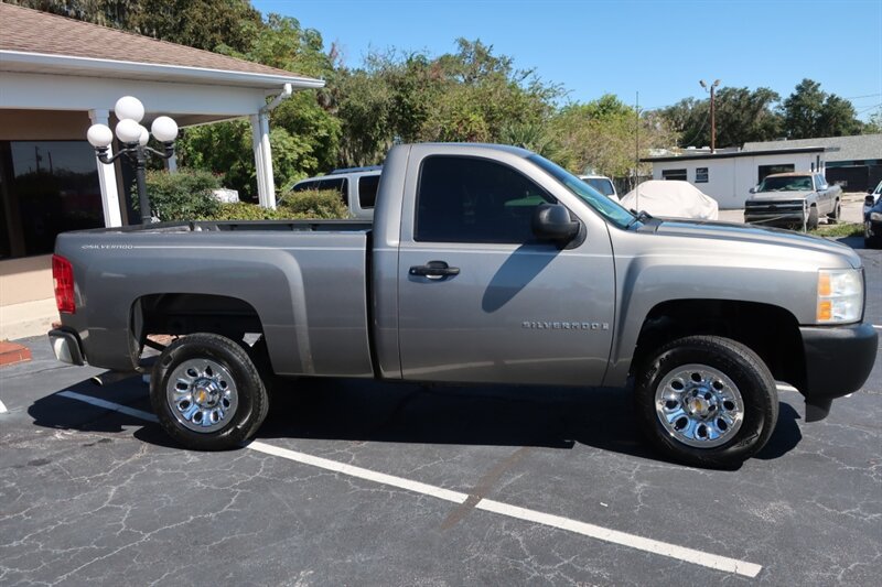 Used 2008 Chevrolet Silverado 1500 W/T RWD image 5