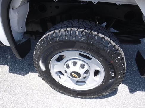 Used 2021 Chevrolet Silverado 2500 W/T w/ WT Fleet Convenience Package AWD/4WD image 9