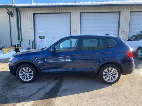 Used 2017 BMW X3 xDrive28i image 9