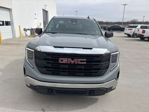 Used 2025 GMC Sierra 1500 Pro w/ Pro Value Package image 8