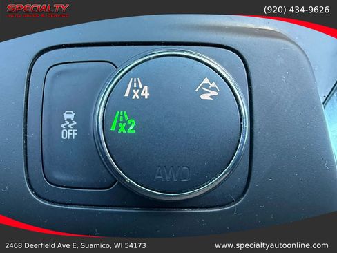 Used 2019 Chevrolet Traverse LT image 32