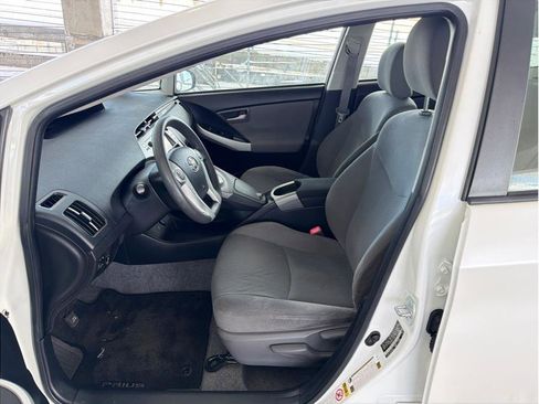 Used 2012 Toyota Prius Two image 10