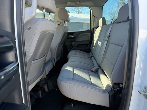 Used 2015 Chevrolet Silverado 2500 W/T image 18