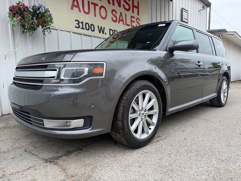 Used 2015 Ford Flex Limited w/ Equipment Group 301A AWD/4WD image 2