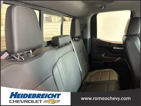 Used 2020 Chevrolet Silverado 1500 RST AWD/4WD image 34