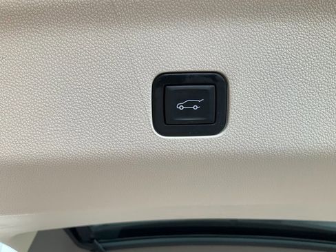 Certified 2024 Cadillac Escalade Sport Platinum image 20